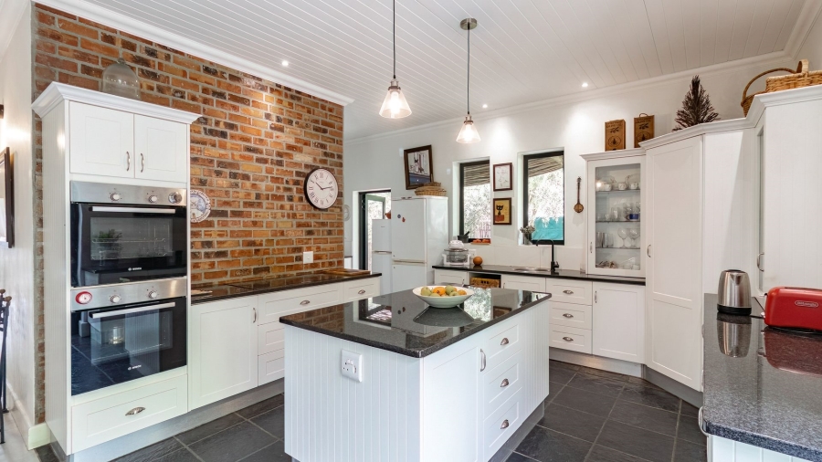 To Let 3 Bedroom Property for Rent in Riebeek West Western Cape